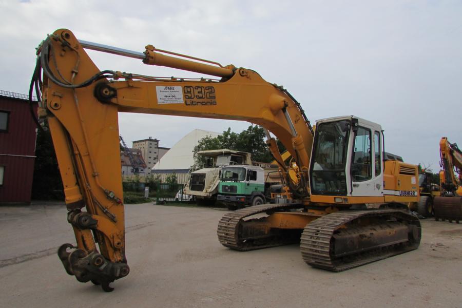 بيل مكانيكی ليبهر R 932 litronic